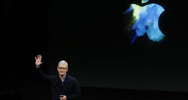 Apple CEO Cook `optimistic` about UK`s future after Brexit: BBC