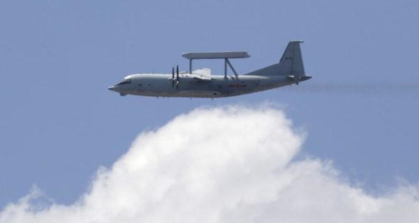 U.S., China military planes come inadvertently close over South China Sea