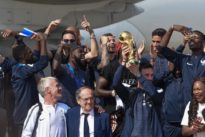 A l’étranger, polémiques racistes autour de la victoire de l’équipe de France